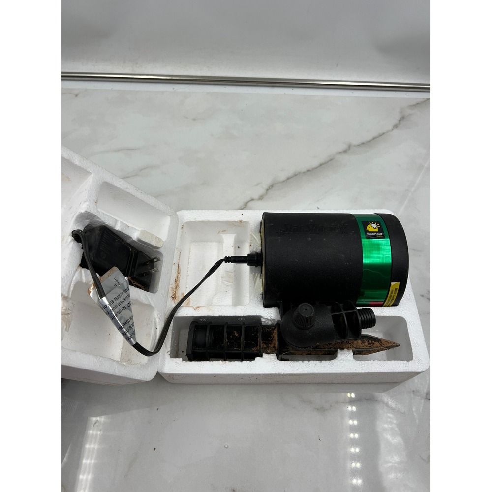 Star Shower Laser Light BulbHead Red and Green Holiday Projector with Stake - Picture 5 of 9